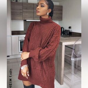 new SHEIN Rolled Neck Ripped Design Hem Cable Knit Sweater (L)